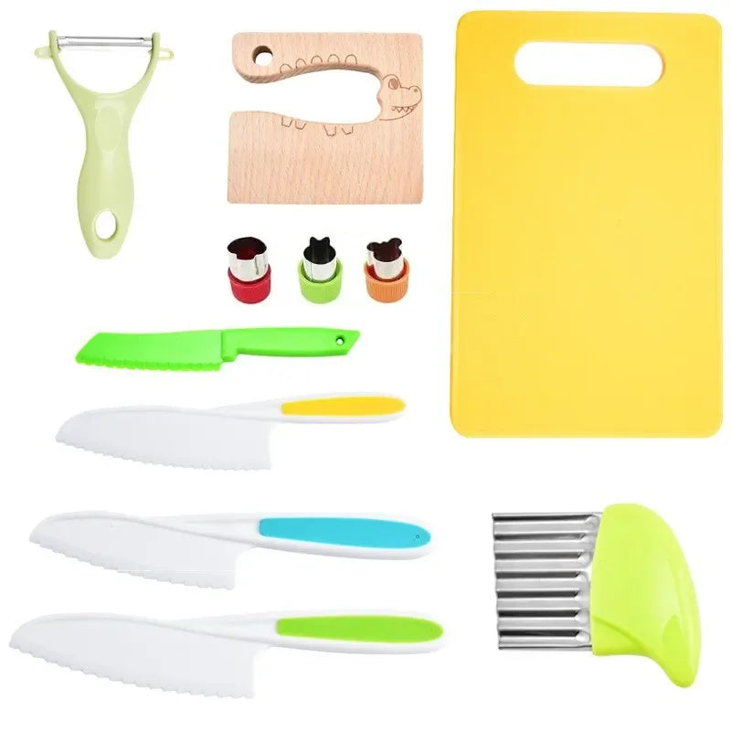 ensemble de couteaux avec planche jaune
